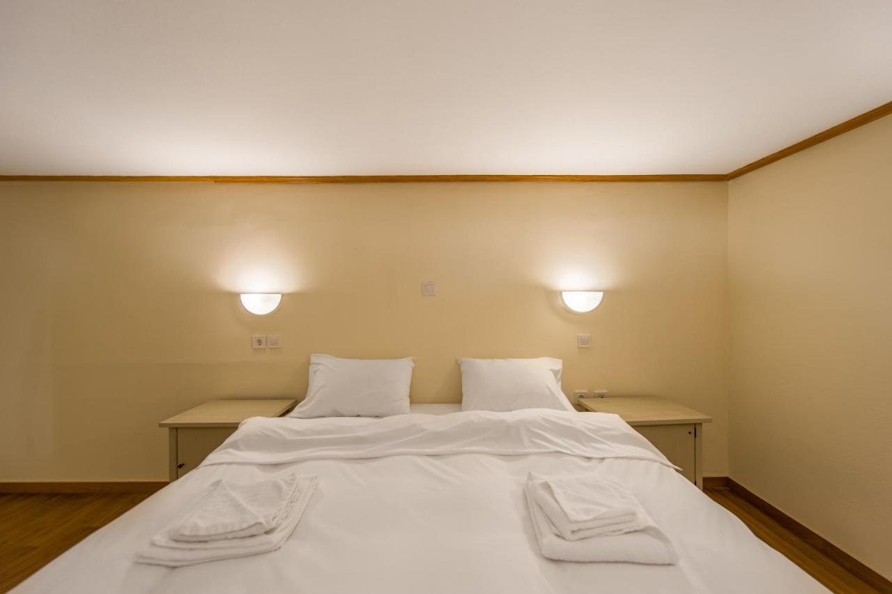 Rocabella Hellinikon Country Hotel Екстериор снимка