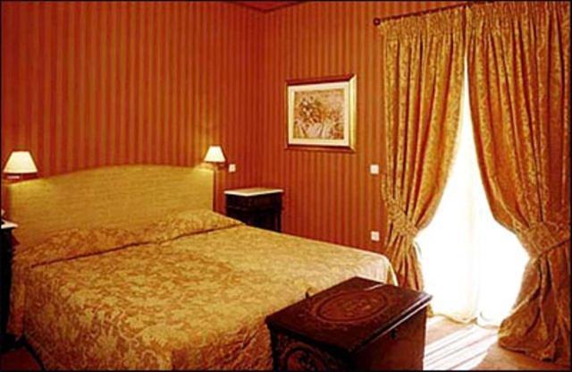 Rocabella Hellinikon Country Hotel Екстериор снимка