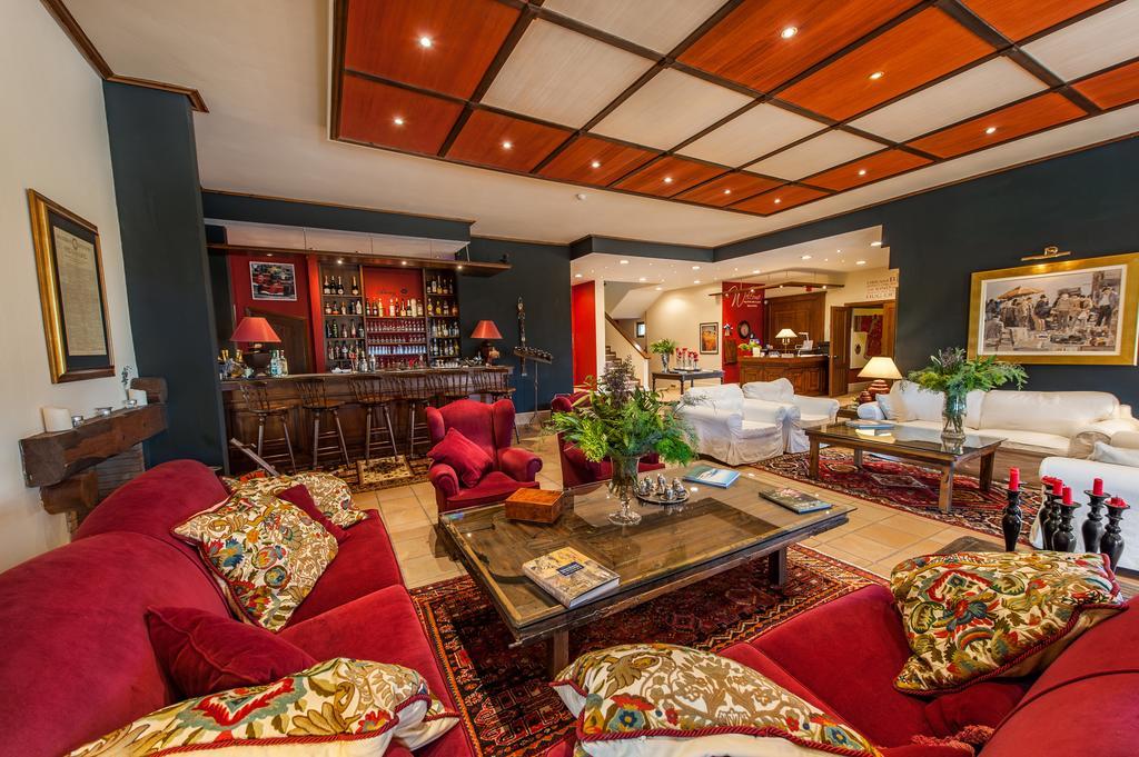 Rocabella Hellinikon Country Hotel Екстериор снимка